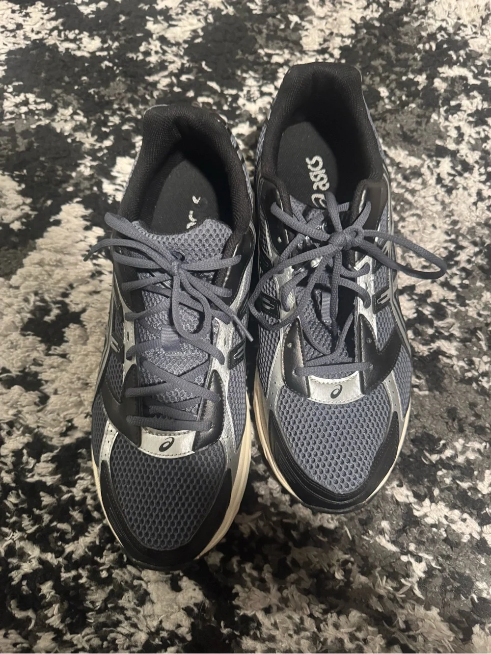 Asics Men’s Gray and Black Mesh Running Sneakers